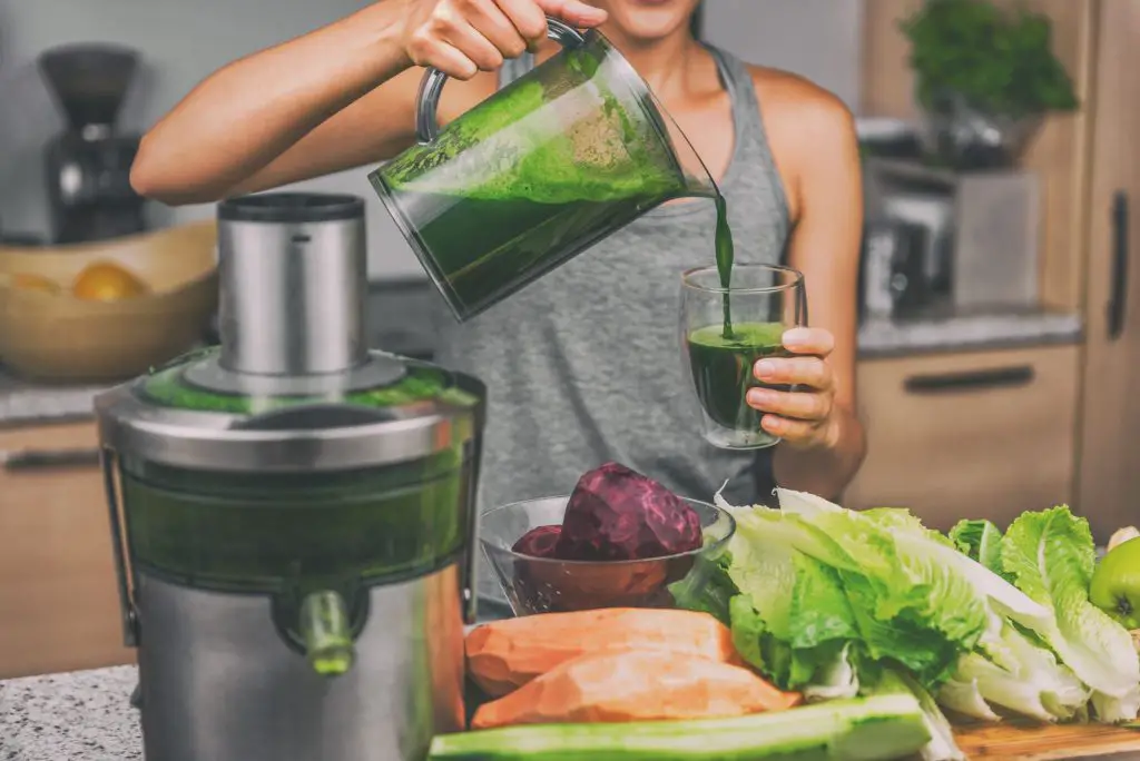 Spinach juice for hair