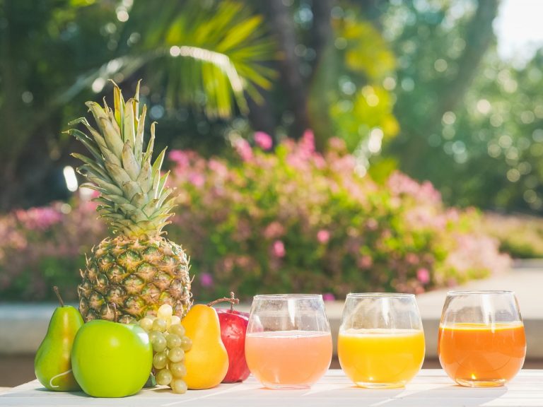 6 Best Juices You Can Make at Home with Limited Ingredients