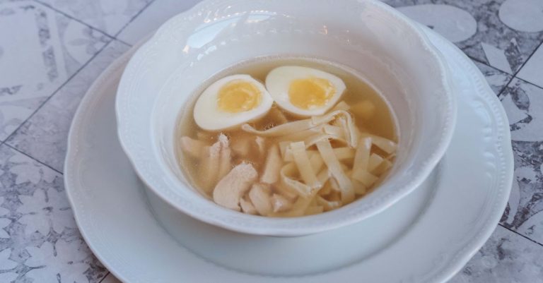 can you cook pasta in chicken broth